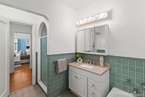 Bath - 1711 23rd Ave, San Francisco, CA 94122 photo 1 of 4