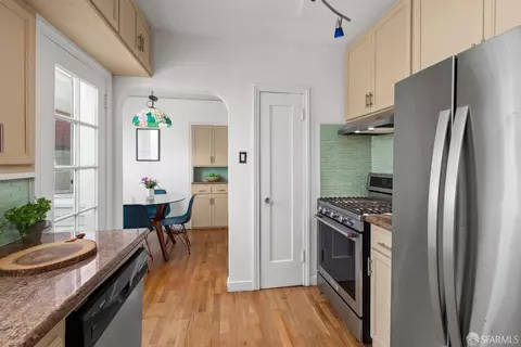 Kitchen - 1711 23rd Ave, San Francisco, CA 94122 photo 3 of 3