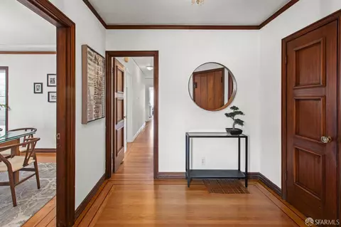 Entry Way - 1711 23rd Ave, San Francisco, CA 94122 photo 2 of 2