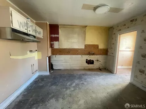 2442 26th Ave, San Francisco, CA 94116 photo 3