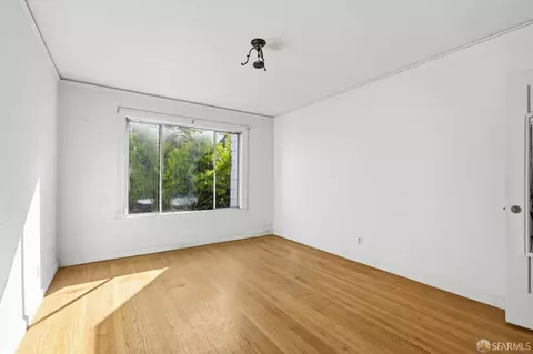Bedroom - 619 Cayuga Ave, San Francisco, CA 94112 photo 2 of 8