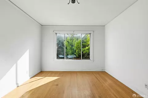 Bedroom - 619 Cayuga Ave, San Francisco, CA 94112 photo 3 of 8