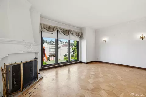 Living - 619 Cayuga Ave, San Francisco, CA 94112 photo 5 of 8