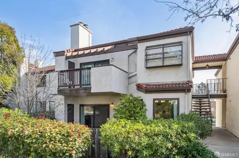 21117 Gary Dr #116, Castro Valley, CA 94546