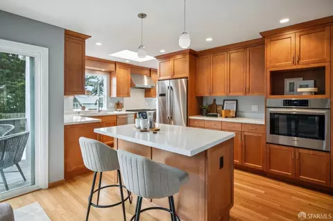 Kitchen - 370 Horizon Way, Pacifica, CA 94044 photo 1 of 12