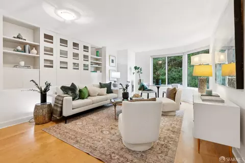 111 Chestnut St #304, San Francisco, CA 94111