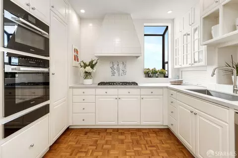 Kitchen - 69 Telegraph Pl, San Francisco, CA 94133 photo 3 of 5
