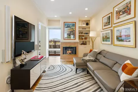 Living - 69 Telegraph Pl, San Francisco, CA 94133 photo 2 of 10