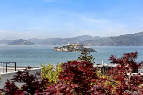 View/Area - 69 Telegraph Pl, San Francisco, CA 94133 photo 2 of 14