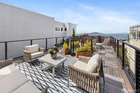 Exterior - 69 Telegraph Pl, San Francisco, CA 94133 photo 12 of 19