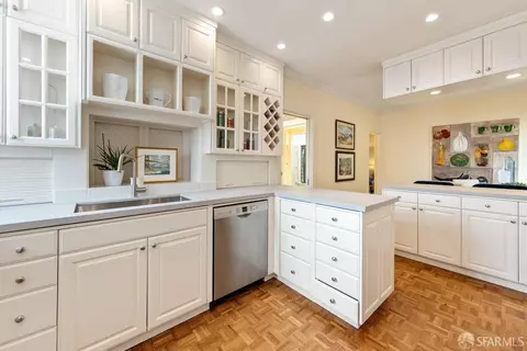 Kitchen - 69 Telegraph Pl, San Francisco, CA 94133 photo 4 of 5