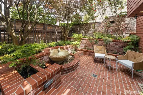 Exterior - 69 Telegraph Pl, San Francisco, CA 94133 photo 9 of 19