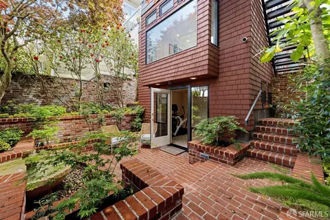 Exterior - 69 Telegraph Pl, San Francisco, CA 94133 photo 10 of 19