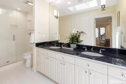 Bath - 69 Telegraph Pl, San Francisco, CA 94133 photo 1 of 5