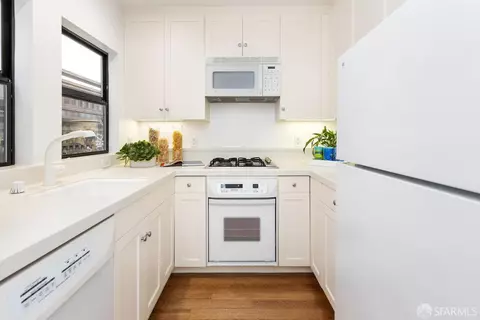 Kitchen - 69 Telegraph Pl, San Francisco, CA 94133 photo 5 of 5