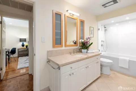 Bath - 69 Telegraph Pl, San Francisco, CA 94133 photo 4 of 5