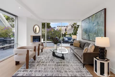 1998 Broadway St #405, San Francisco, CA 94109