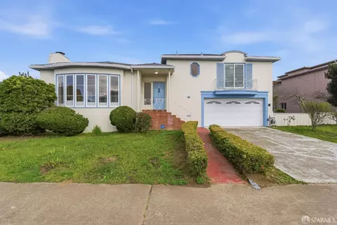 98 Lake Forest Dr, Daly City, CA 94015