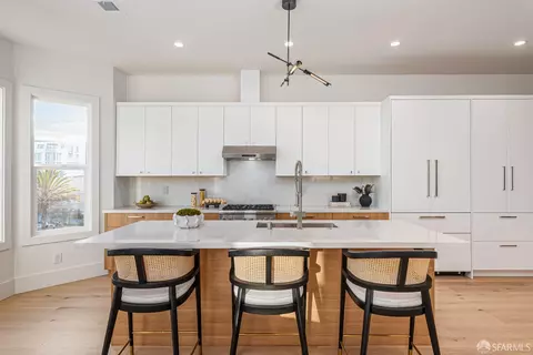 1402 Broadway, San Francisco, CA 94109