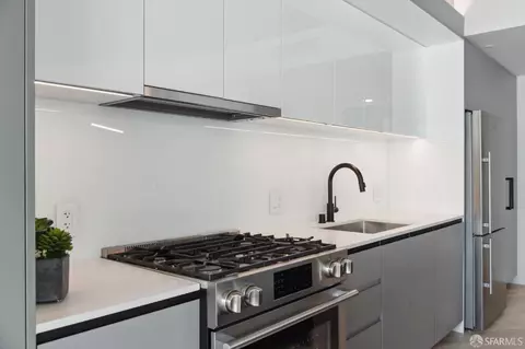 960 Market St #220, San Francisco, CA 94102