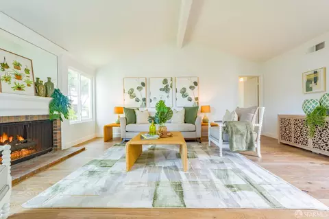 267 Ennismore Ct, Alameda, CA 94502