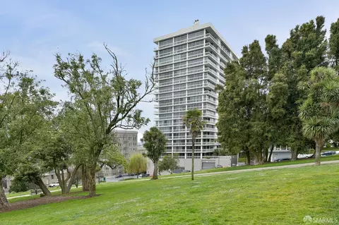 2200 Sacramento St #104, San Francisco, CA 94115