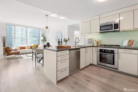 338 Spear St #9E, San Francisco, CA 94105