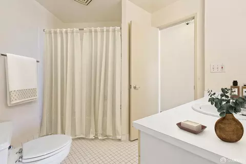 Bath - 1 Daniel Burnham Ct #617, San Francisco, CA 94109 photo 3 of 4