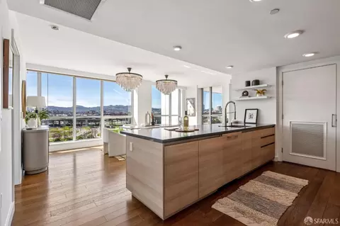 718 Long Bridge St #805, San Francisco, CA 94158