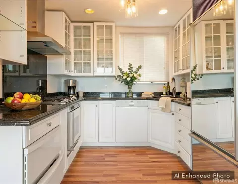 1033 Girard St, San Francisco, CA 94134