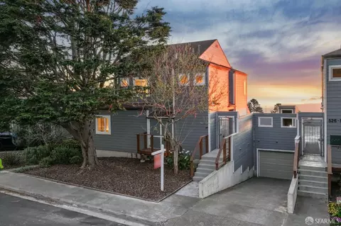 528 Monterey Rd, Pacifica, CA 94044