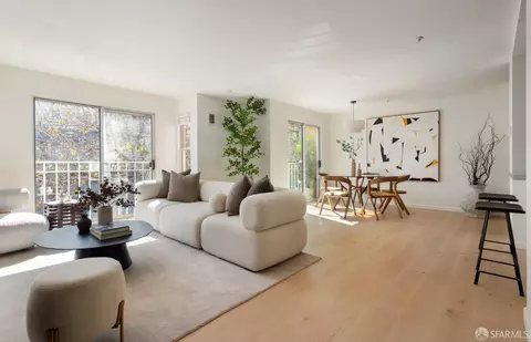 600 Chestnut St #210, San Francisco, CA 94133