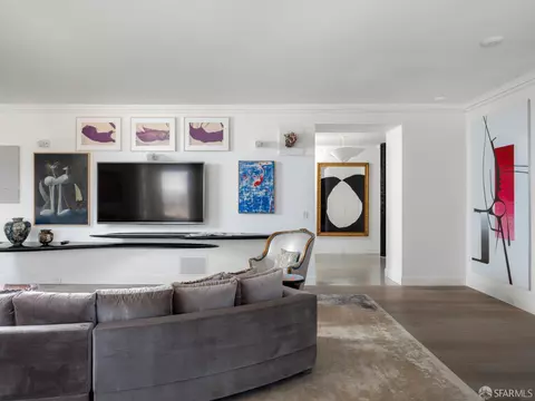 Living - 1940 Broadway St #6, San Francisco, CA 94109 photo 3 of 11