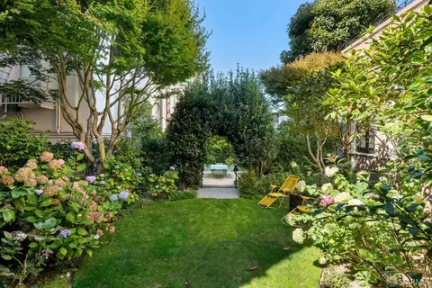 Exterior - 1940 Broadway St #6, San Francisco, CA 94109 photo 5 of 9