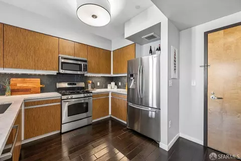 Kitchen - 5900 3rd St #2406, San Francisco, CA 94124 photo 5 of 8