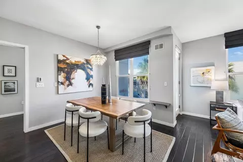 Dining - 5900 3rd St #2406, San Francisco, CA 94124 photo 1 of 4