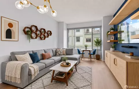 220 Lombard St #219, San Francisco, CA 94111