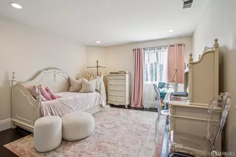 Bedroom - 116 Eagle Trace Dr, Half Moon Bay, CA 94019 photo 4 of 7