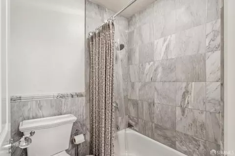 Bath - 116 Eagle Trace Dr, Half Moon Bay, CA 94019 photo 6 of 6