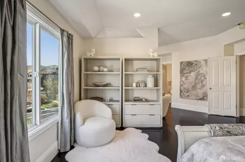 Bedroom - 116 Eagle Trace Dr, Half Moon Bay, CA 94019 photo 3 of 7