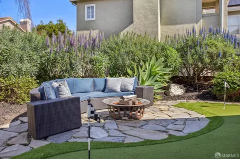 Exterior - 116 Eagle Trace Dr, Half Moon Bay, CA 94019 photo 5 of 9