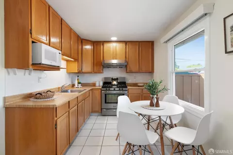Kitchen - 1710 2nd St, Alameda, CA 94501 photo 1 of 5