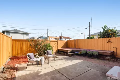 Exterior - 1710 2nd St, Alameda, CA 94501 photo 1 of 3