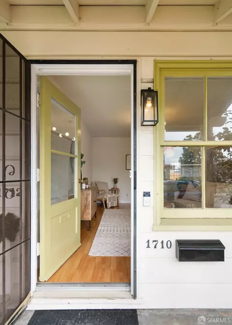 Entry Way - 1710 2nd St, Alameda, CA 94501 photo 2 of 2