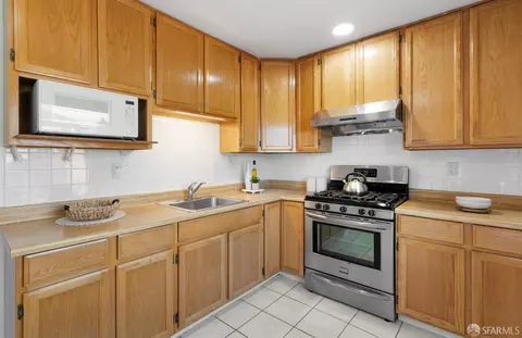 Kitchen - 1710 2nd St, Alameda, CA 94501 photo 3 of 5