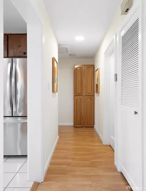 Entry Way - 1710 2nd St, Alameda, CA 94501 photo 1 of 2