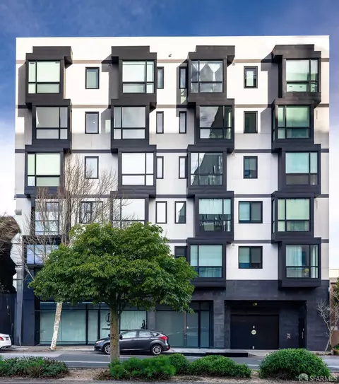 3620 Cesar Chavez St #203, San Francisco, CA 94110