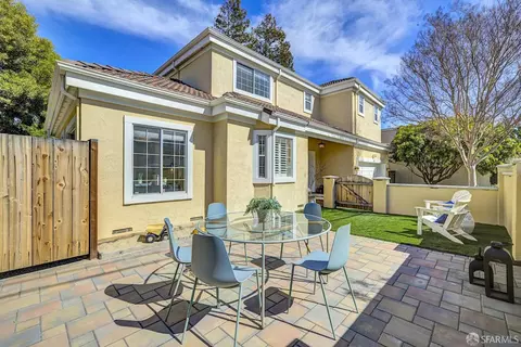 1595 Fifth Ave, Belmont, CA 94002