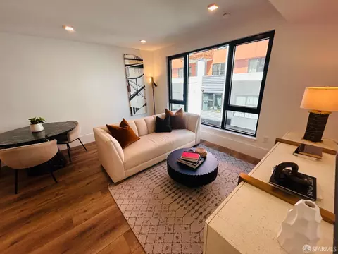 1288 Howard St #308, San Francisco, CA 94103