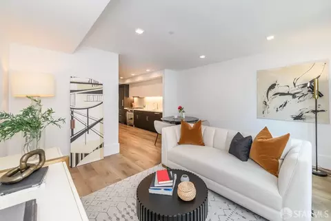 1288 Howard St #308, San Francisco, CA 94103